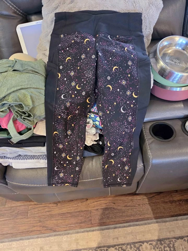 Torrid Active Celestial Print Leggings capris