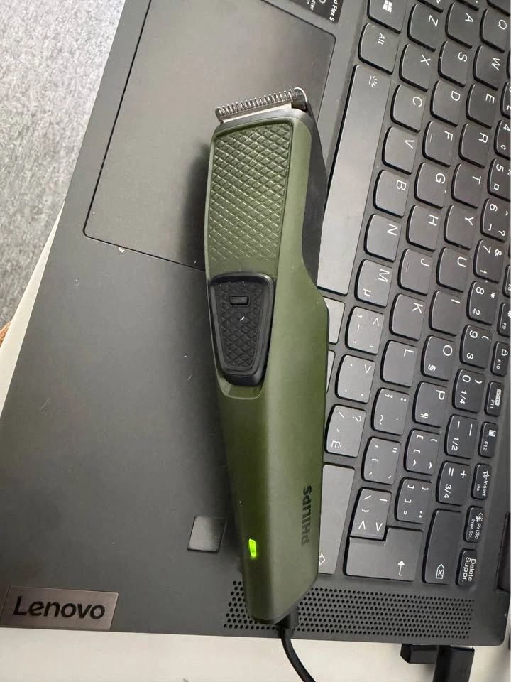 Philips Trimmer with attachments - USB chargeable - photo 2