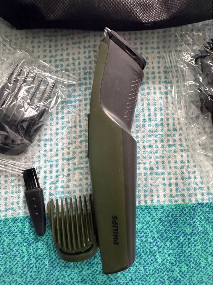 Philips Trimmer with attachments - USB chargeable - photo 3