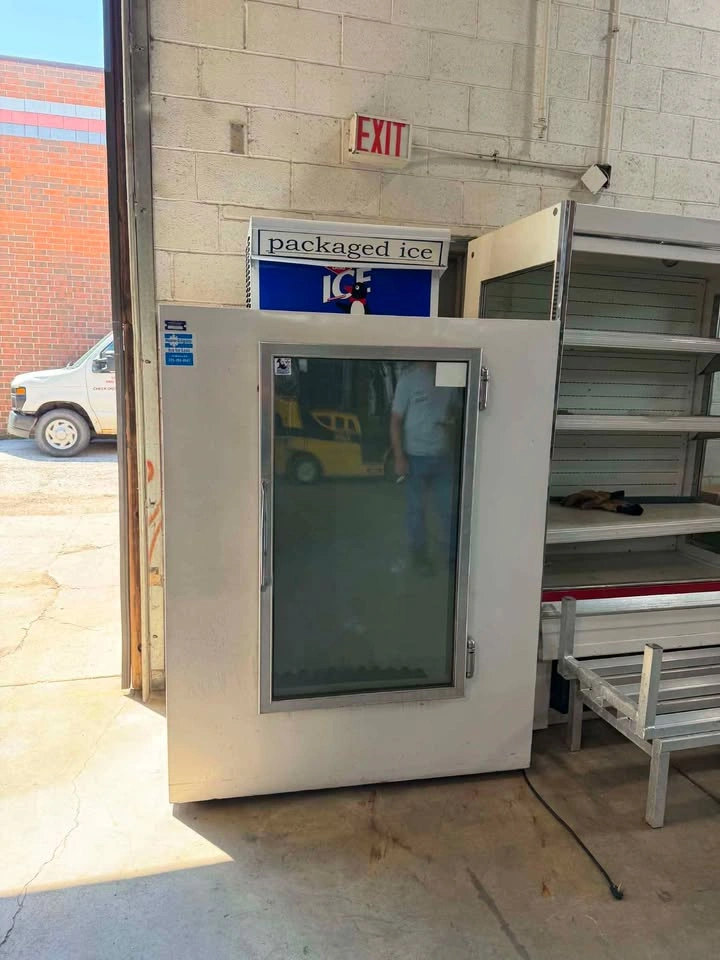 Commercial Ice Box Freezer - photo 2