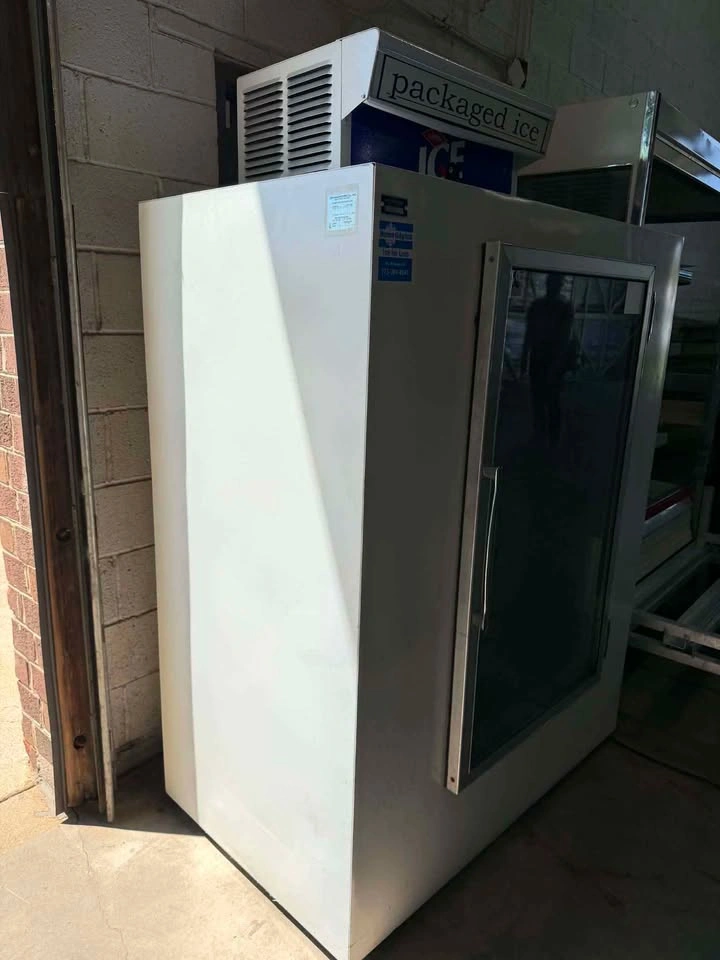Commercial Ice Box Freezer - photo 3