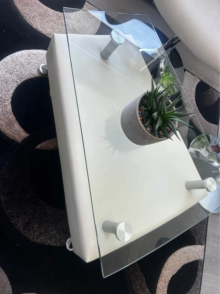 Modern White Accent Chairs & Glass Coffee Table Set - photo 2