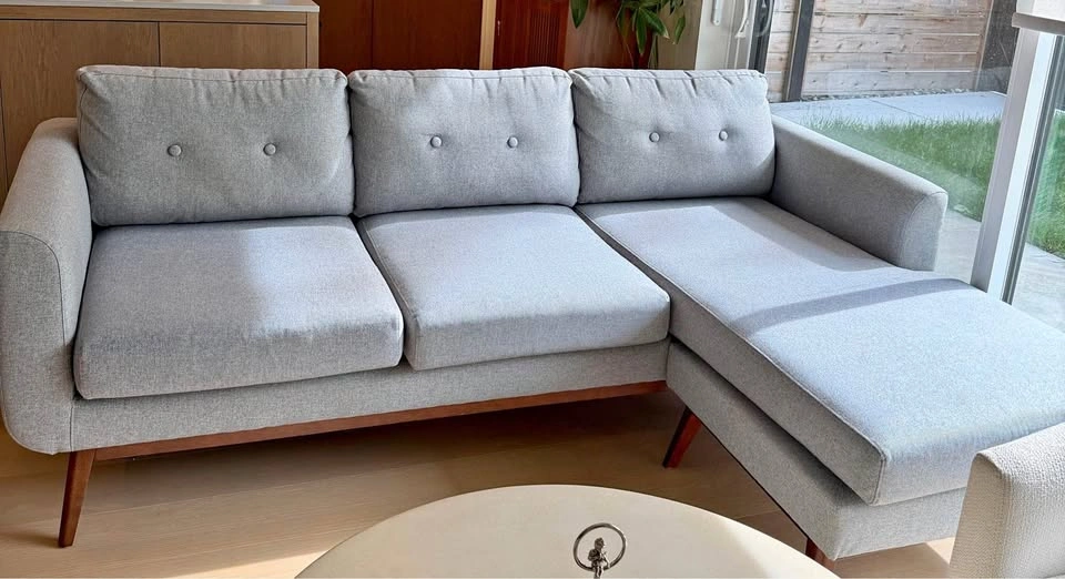 Modern Sectional Sofa – Washable Covers