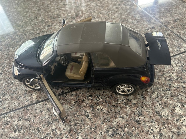MOTOR MAX 1:18 Chrysler PT Cruiser Convertible - photo 4