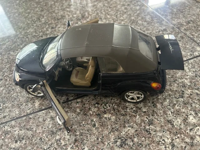 MOTOR MAX 1:18 Chrysler PT Cruiser Convertible - photo 4