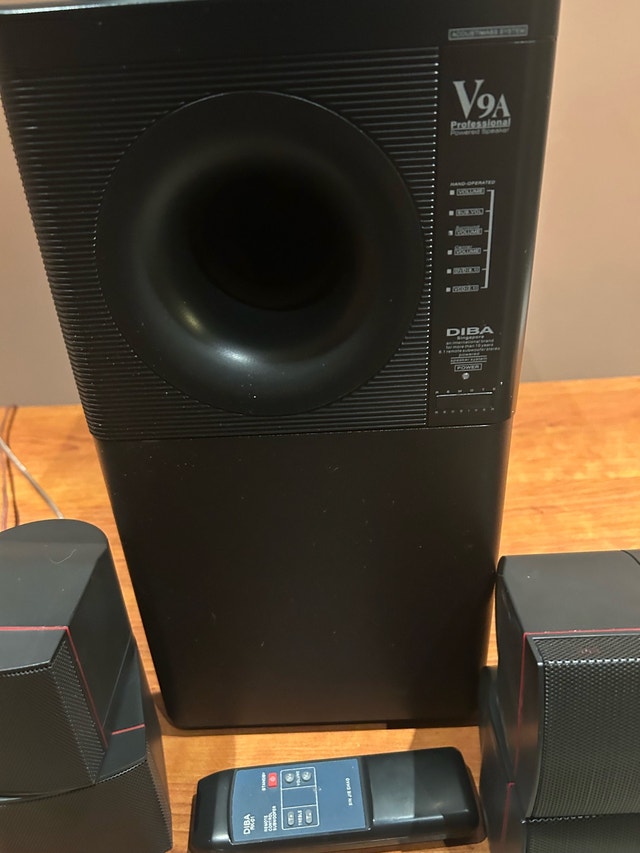 Surround SOUND System 6 speakers and center/bass - photo 3