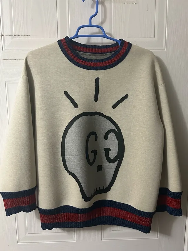 Gucci Skull sweater, ladies small