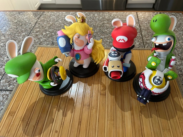 MARIO RABBIDS, Kingdom Battle Figures