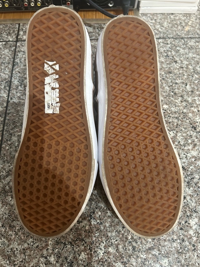 Vans slip on boots, men’s size 11, mocha suede - photo 3