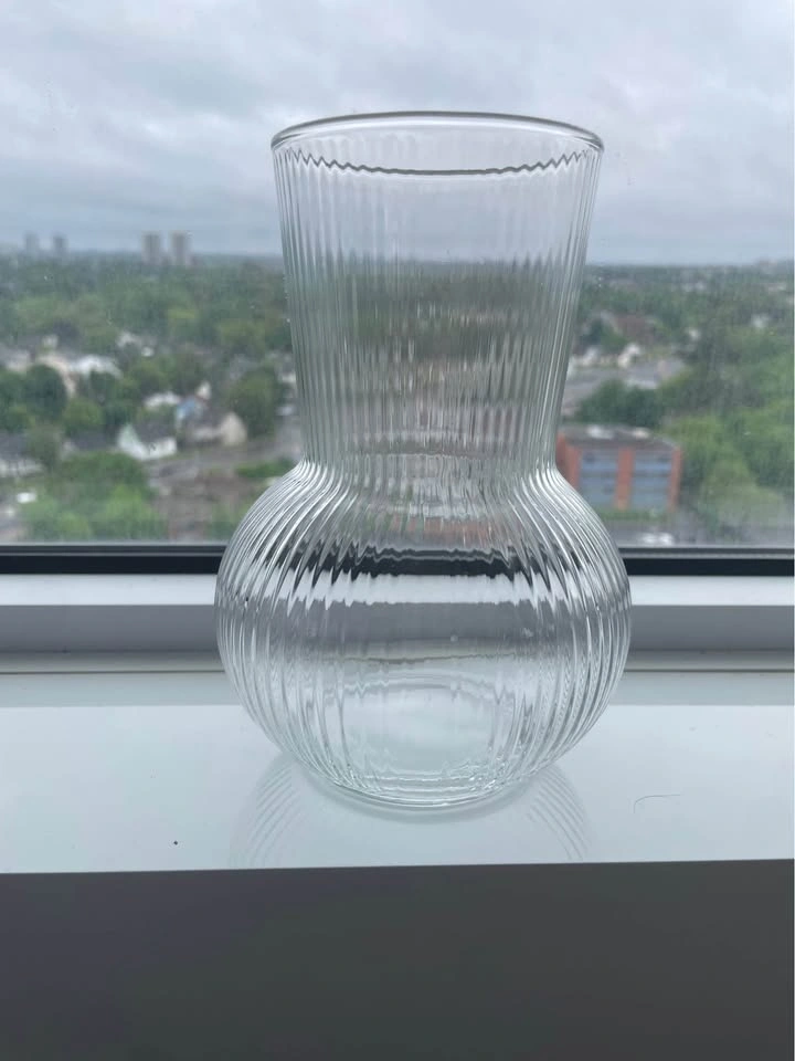 Glass flower vase - photo 2