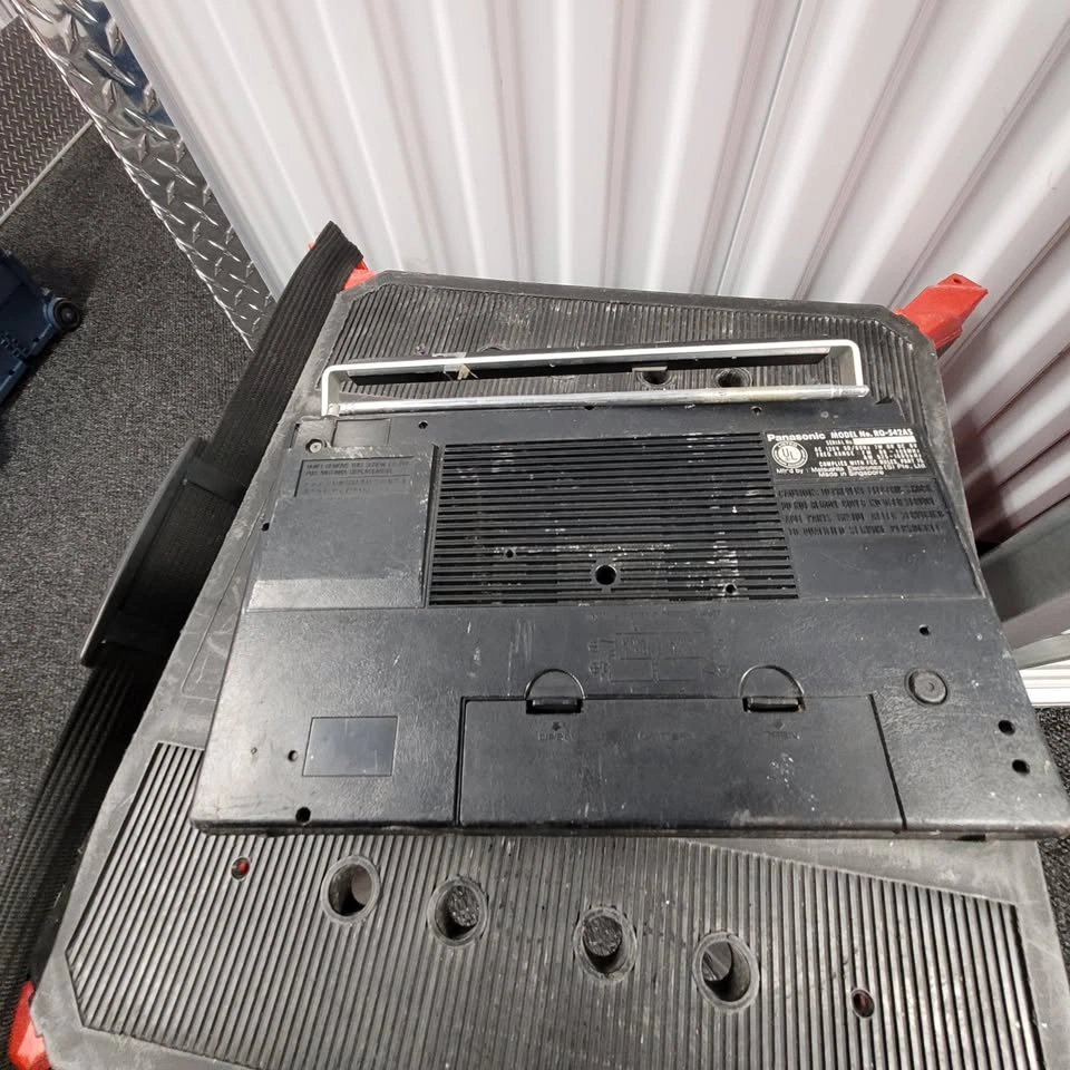 Panasonic RQ-542AS AM/FM Cassette Player Recorder Portable - photo 2