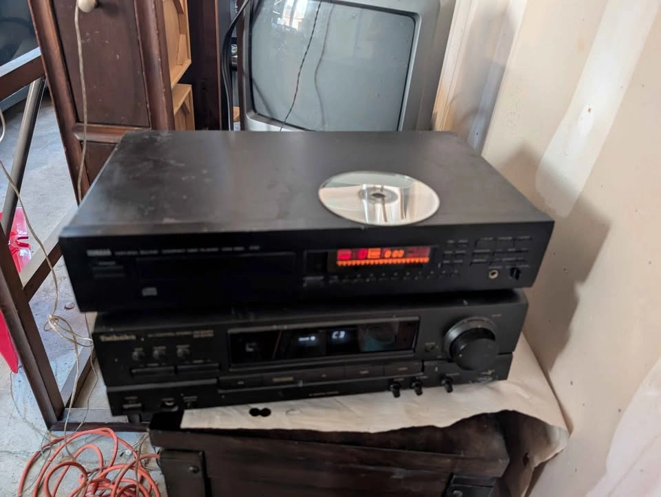Yamaha CDX-550 tested with remote - photo 2