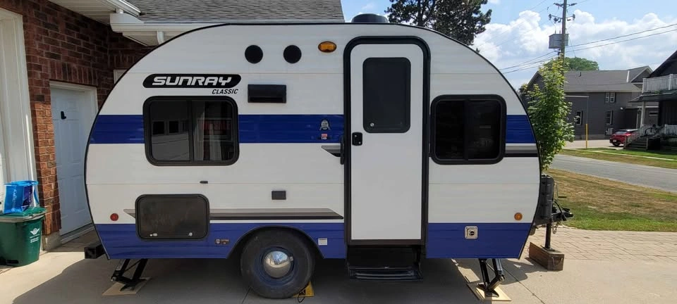 2019 Sunray Classic 16 ft Travel Trailer - photo 3
