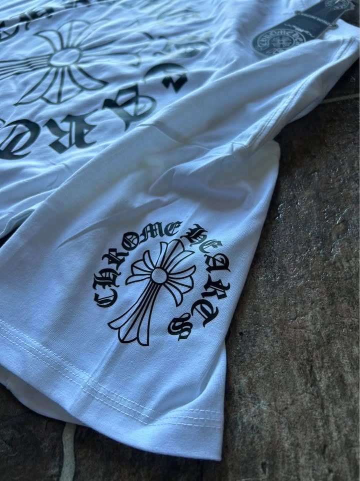Chrome hearts Tshirt - photo 3