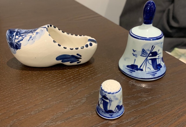 China Holland Clog, Thimble and Bell
