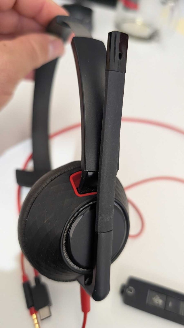 Poly Blackwire C5210 USB-C professional business headset - photo 4