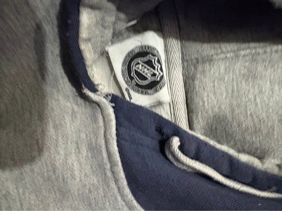 Maple Leafs Hoodie - photo 3