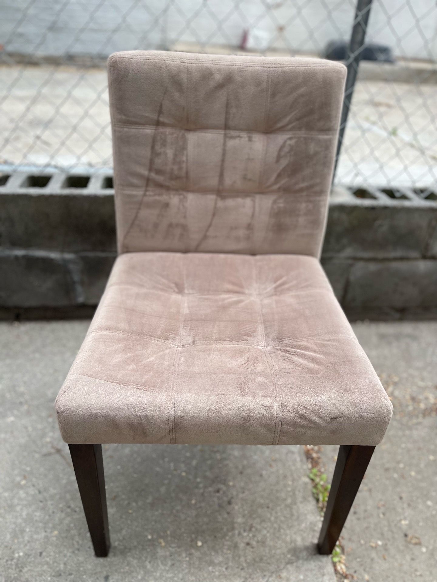 7 Velvet Dining Chairs – Must Go ASAP - photo 2