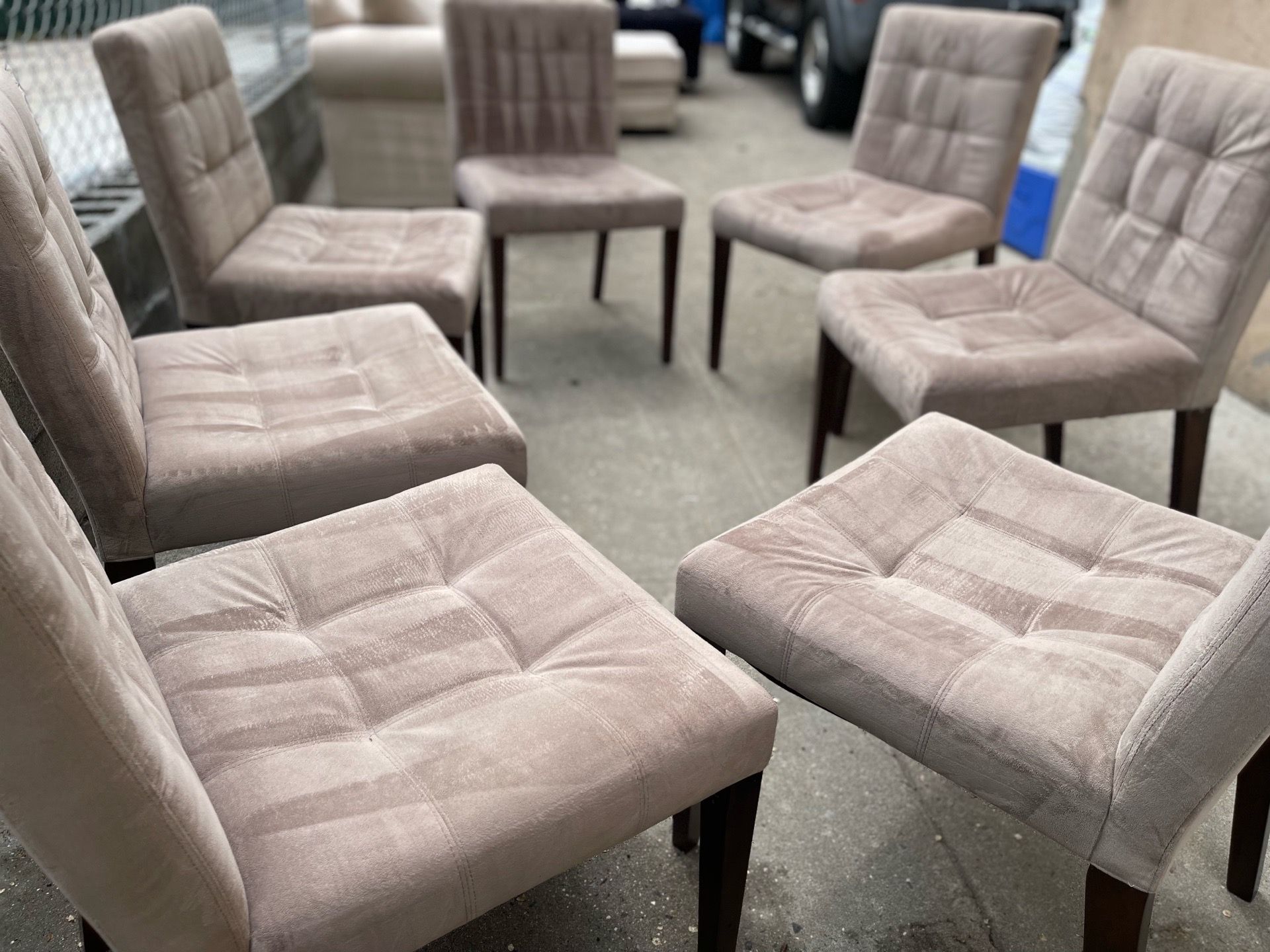 7 Velvet Dining Chairs – Must Go ASAP - photo 4