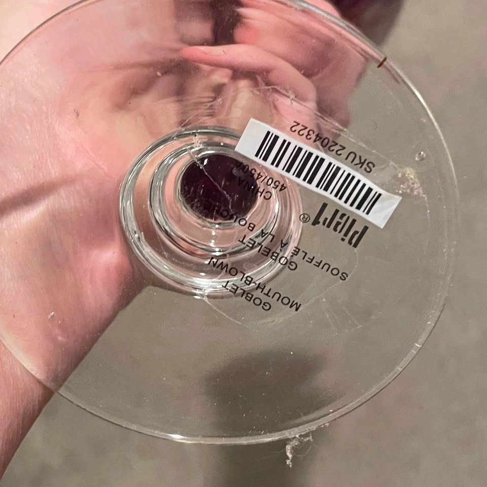 Like new mouth blown Pier1 goblet - photo 2