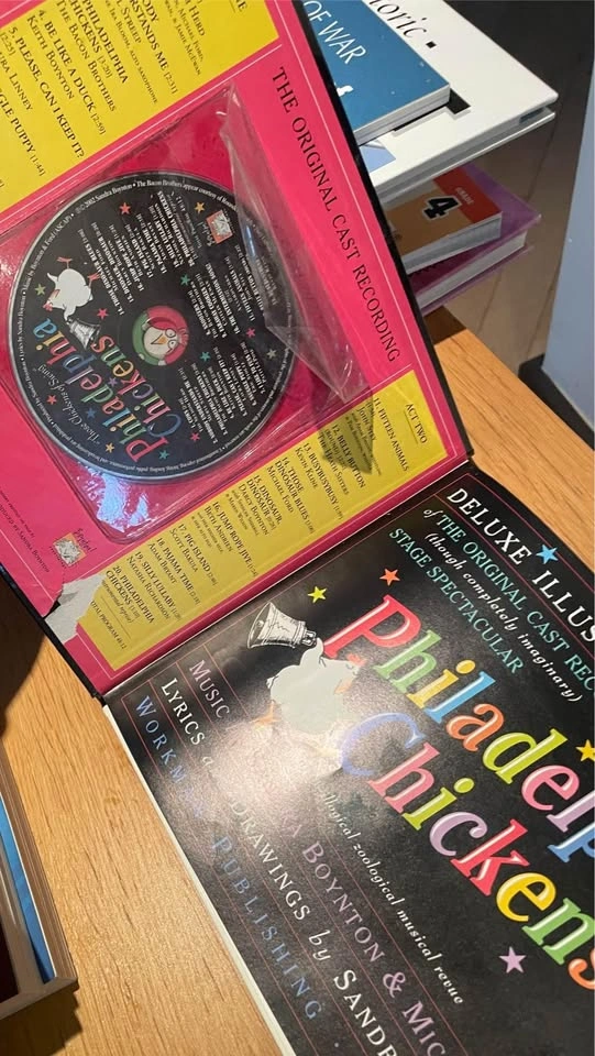 Philadelphia Chickens book with CD - photo 2