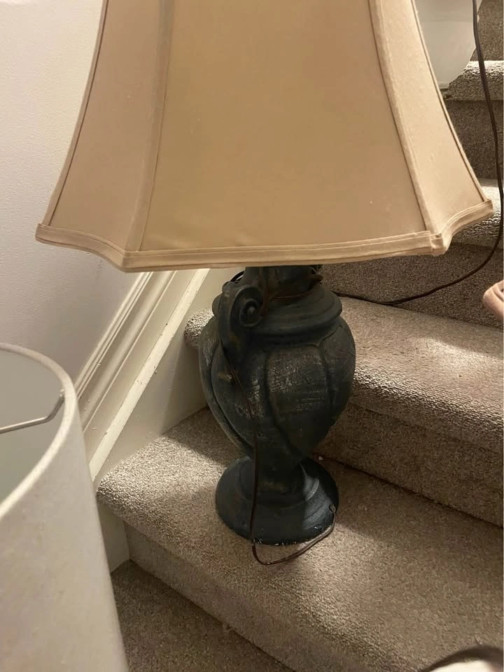$20 each - large table lamps - photo 5