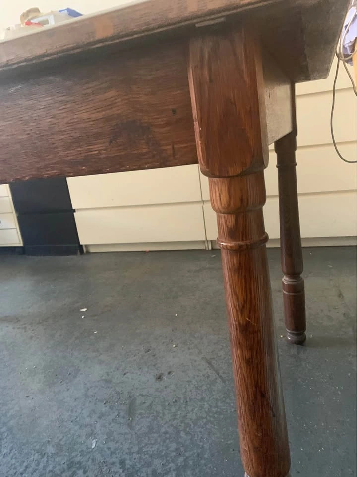 Large and sturdy table - photo 5