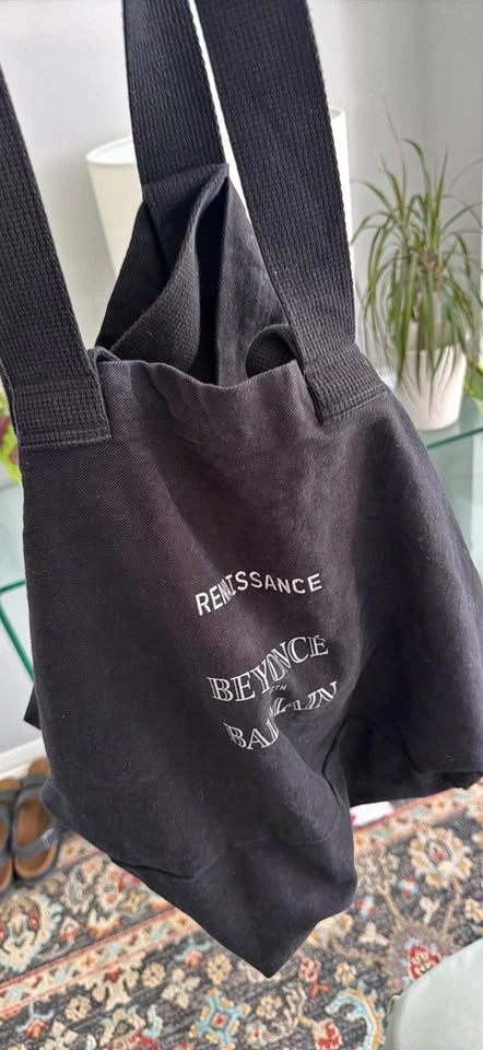 Beyoncé Balmain oversized tote bag