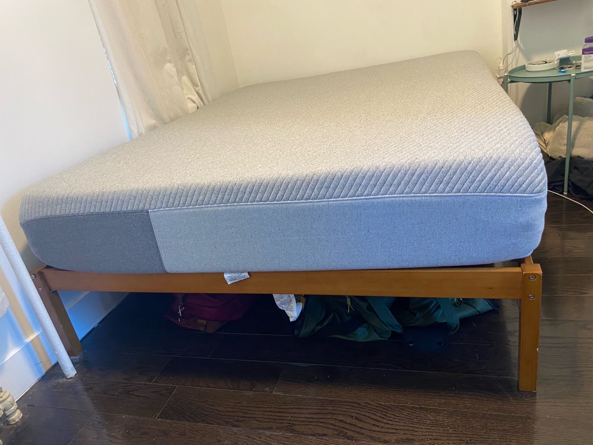 Casper cooling Queen bed and bed frame - photo 4