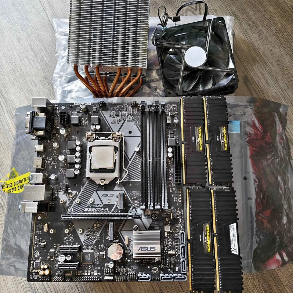 PC Combo: Motherboard + i7 9700F + Cooler + 16GB RAM
