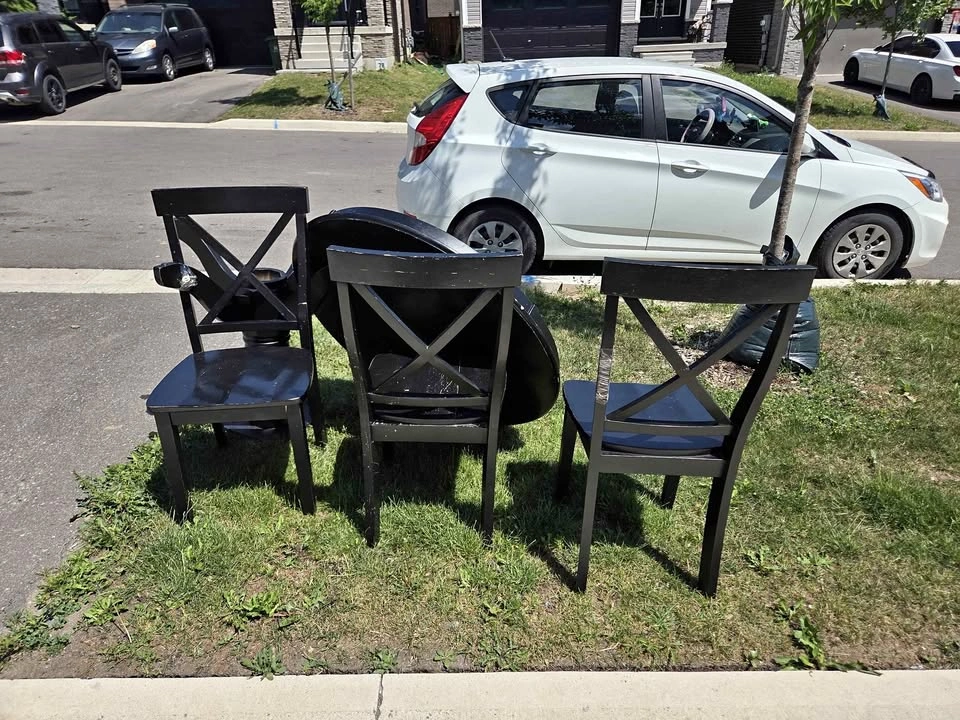 Free table and chairs