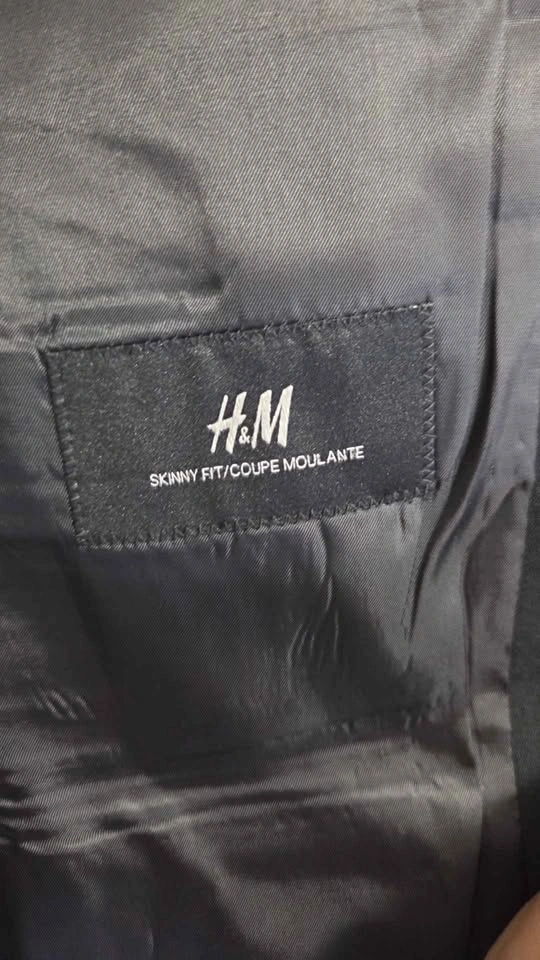 H&M black suit jacket size 40 skinny - photo 3