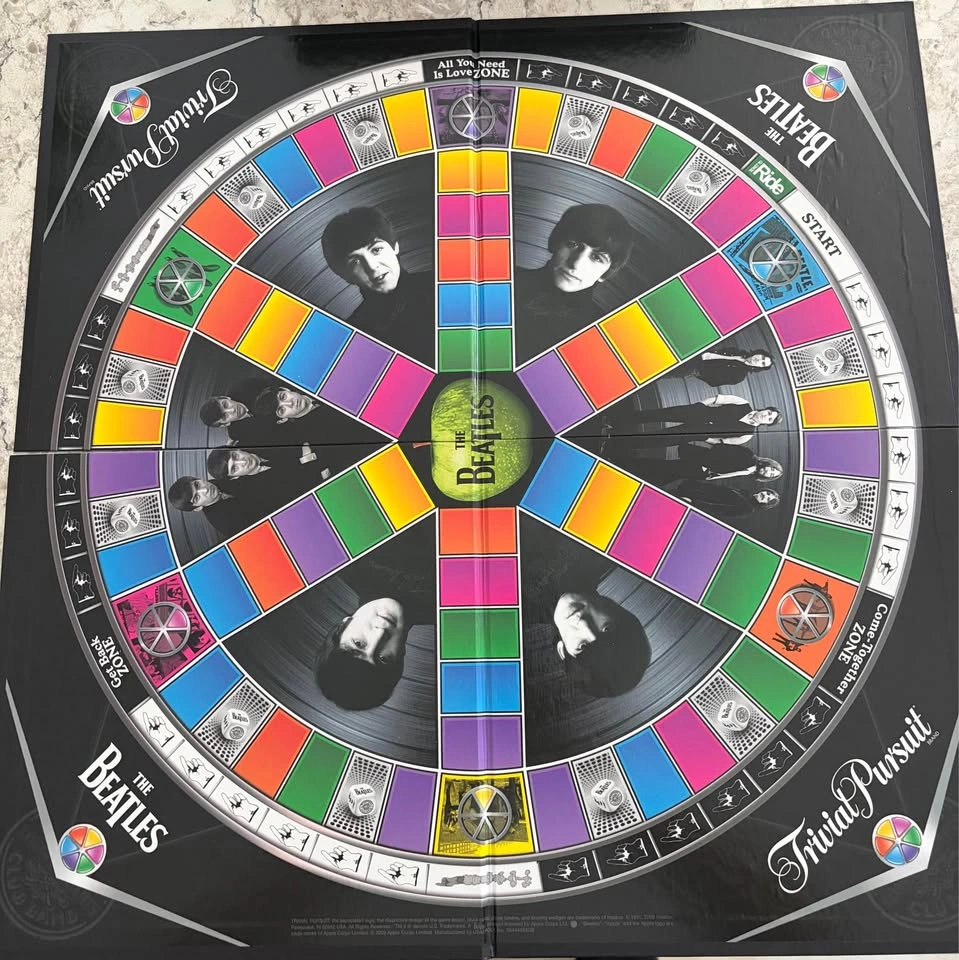THE BEATLES Trivial Pursuit board game - photo 4