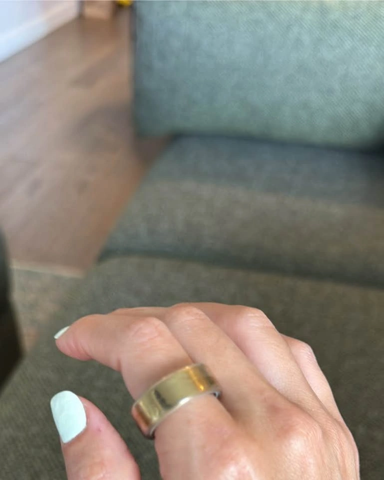 Oura Ring 4 – Like New Size 7 - photo 2
