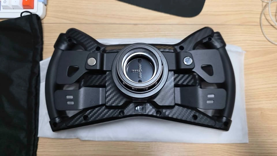 Moza Racing KS GT Steering Wheel - photo 4