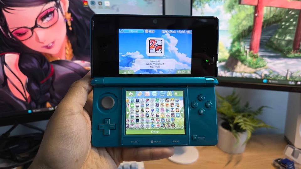 Nintendo 3DS Aqua Blue 64GB of games, charger, charging dock - photo 4