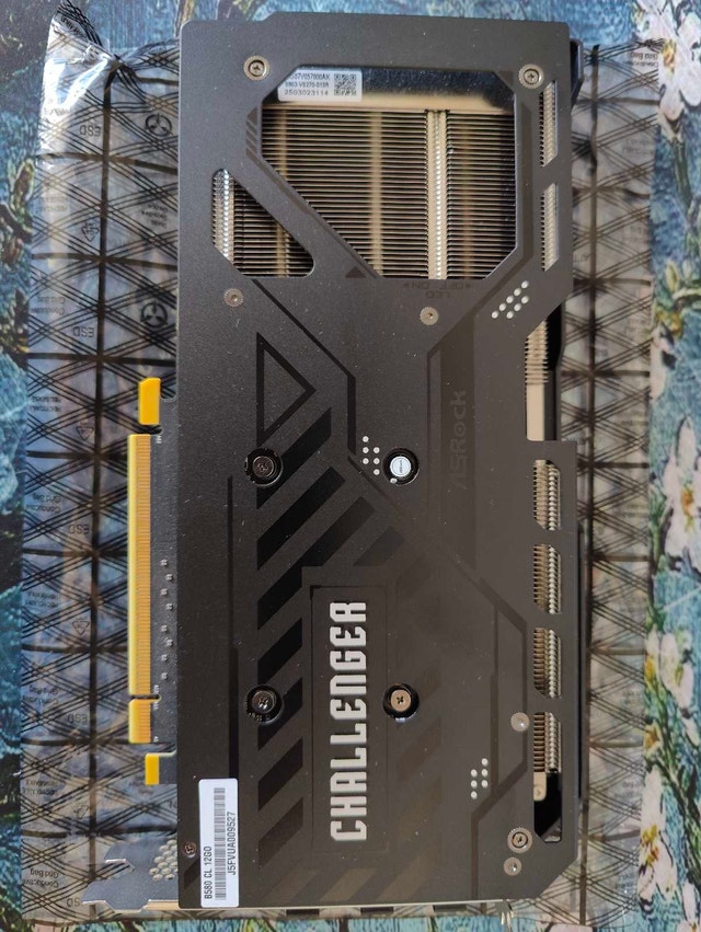ASRock Challenger Intel B580 12Gb - photo 2