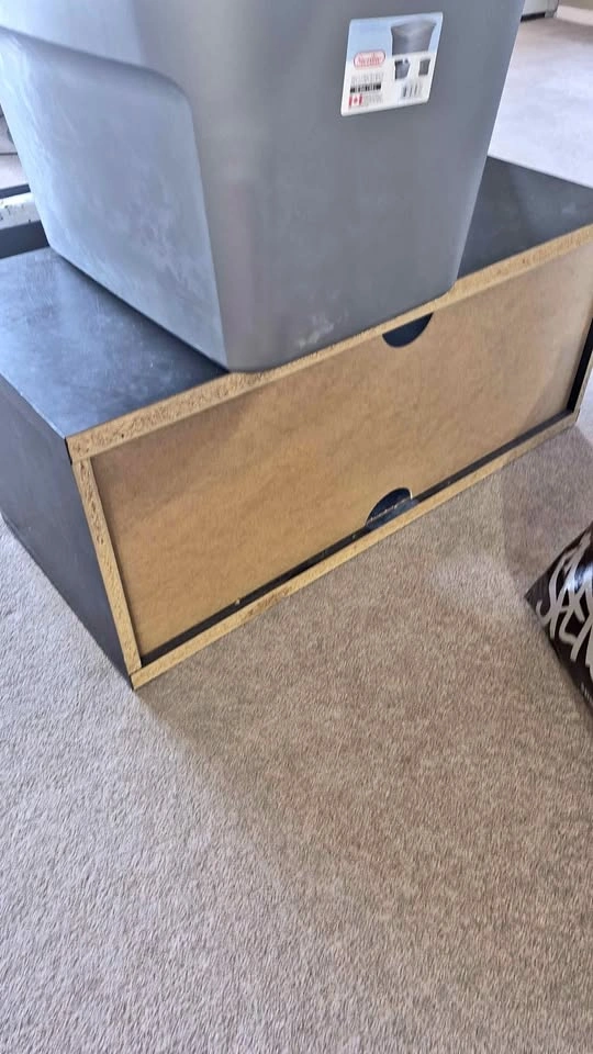 Tv stand