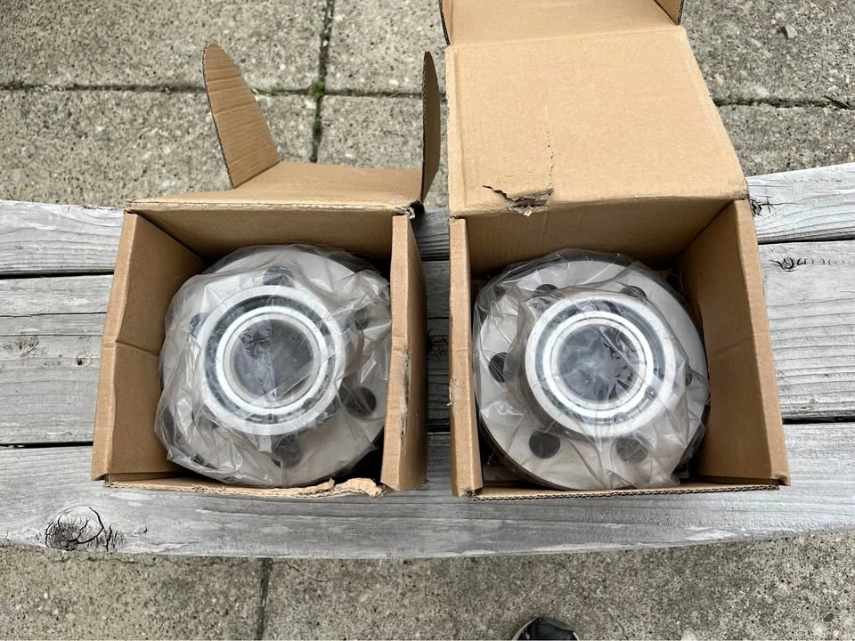 AutoShack Front Wheel Hub Bearing Assemblies for Dodge