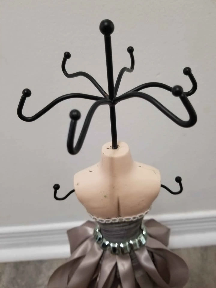 Jewelry Mannequin Display - photo 4