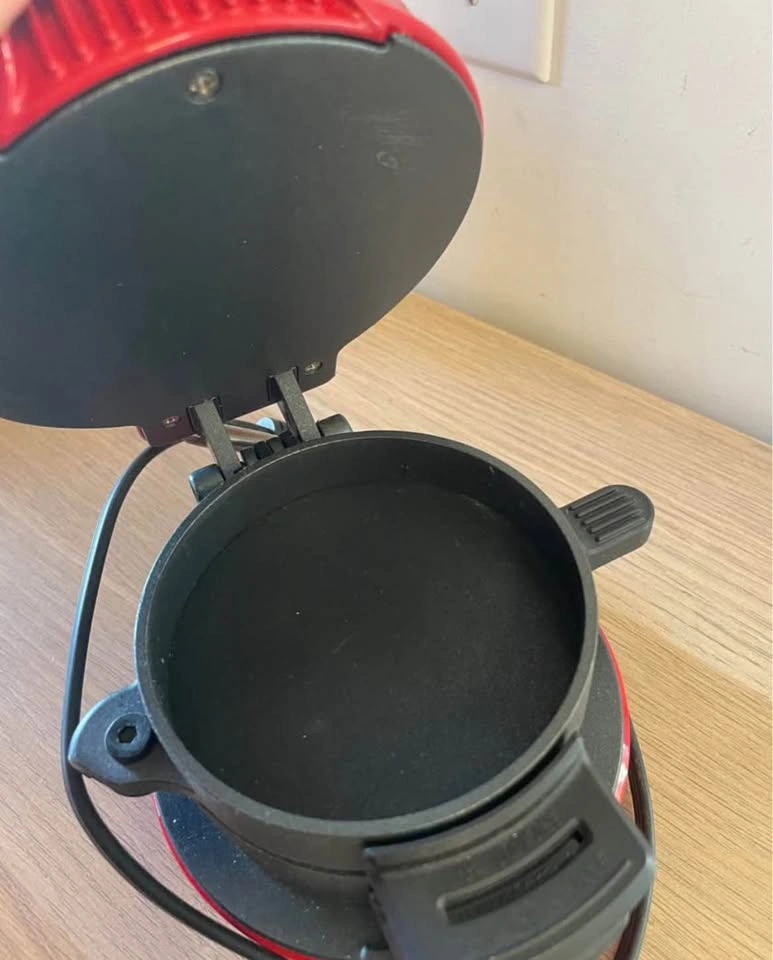 Like new Hamilton Beach Breakfast Sandwich Maker - photo 2