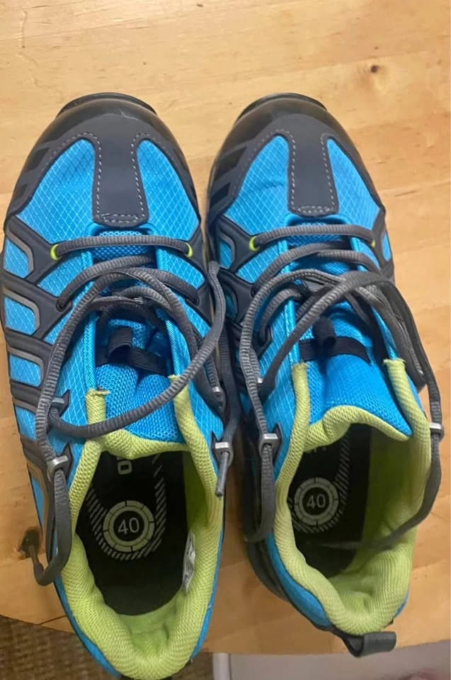 Women’s Shimano SH-MT34B Cycling Shoes - Size 8