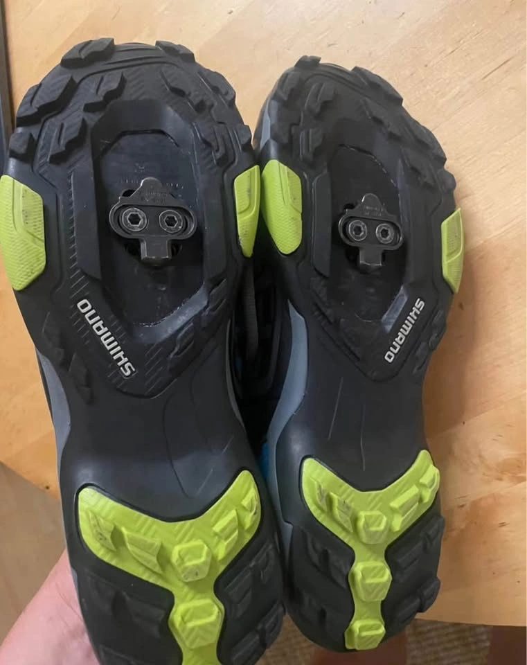 Women’s Shimano SH-MT34B Cycling Shoes - Size 8 - photo 3