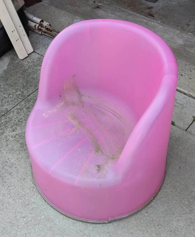 Pink Plastic ikea chair, seat height 13” has been outside - photo 2