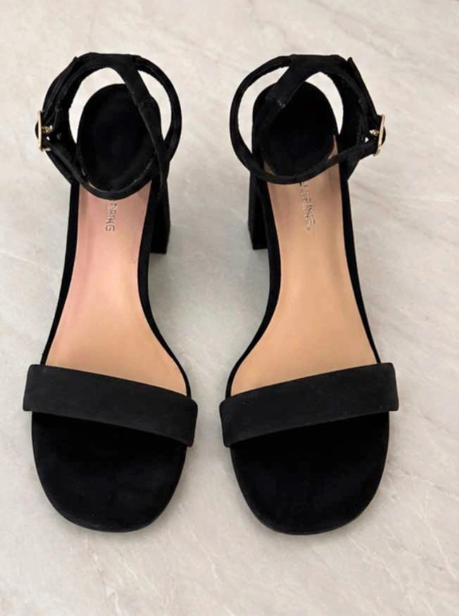 Call It Spring Black Block Heel Sandals – Size 9