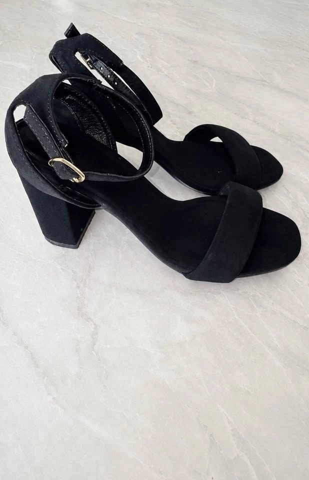 Ardene black block heel sandals - Size 6 - photo 2