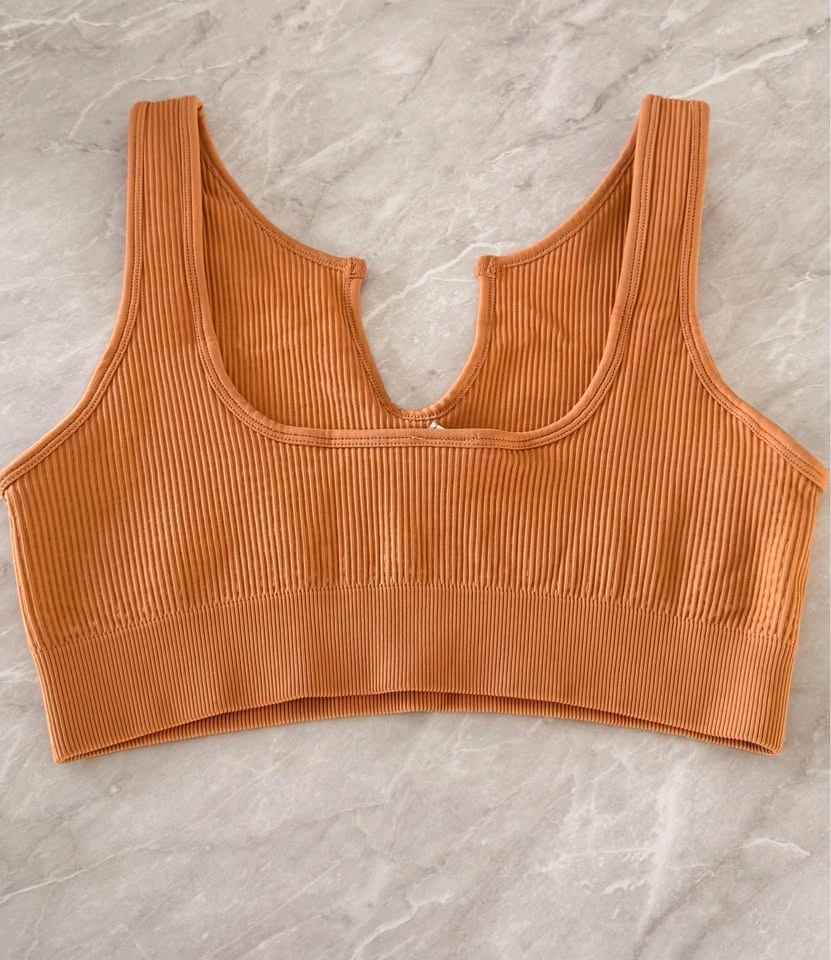 Women's Sports Clothing Lot - C’est Moi, Guilty - 4 Pieces - photo 4