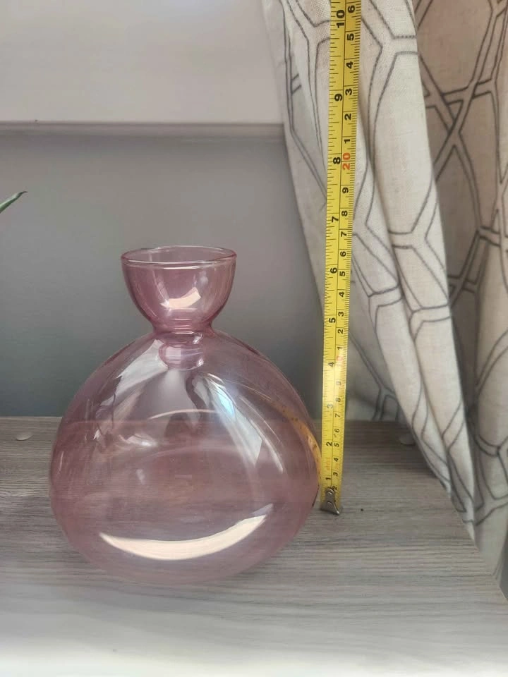 Pink Glass Bud Vase - photo 2