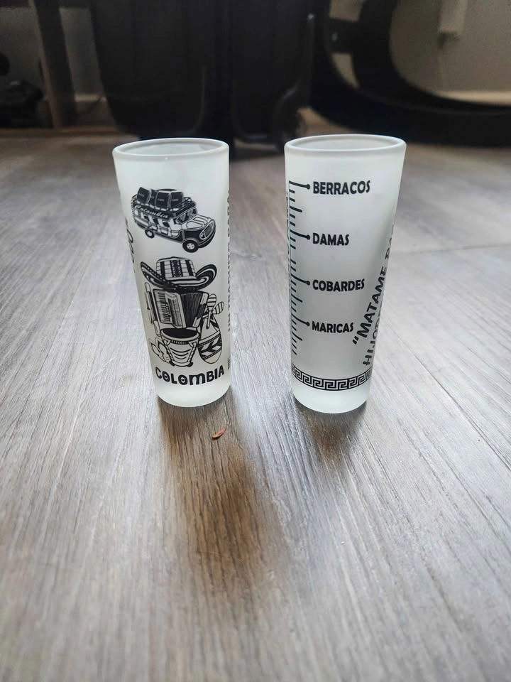 Set of 2 Colombia Frosted Shot Glasses - photo 3