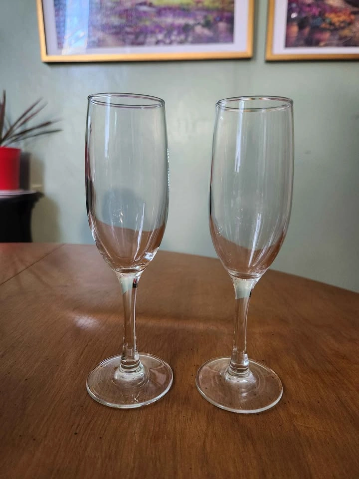 Set of 2 Glass Champagne Flutes - photo 2